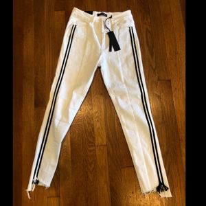 NWT black label, white jeans w/ navy side stripes